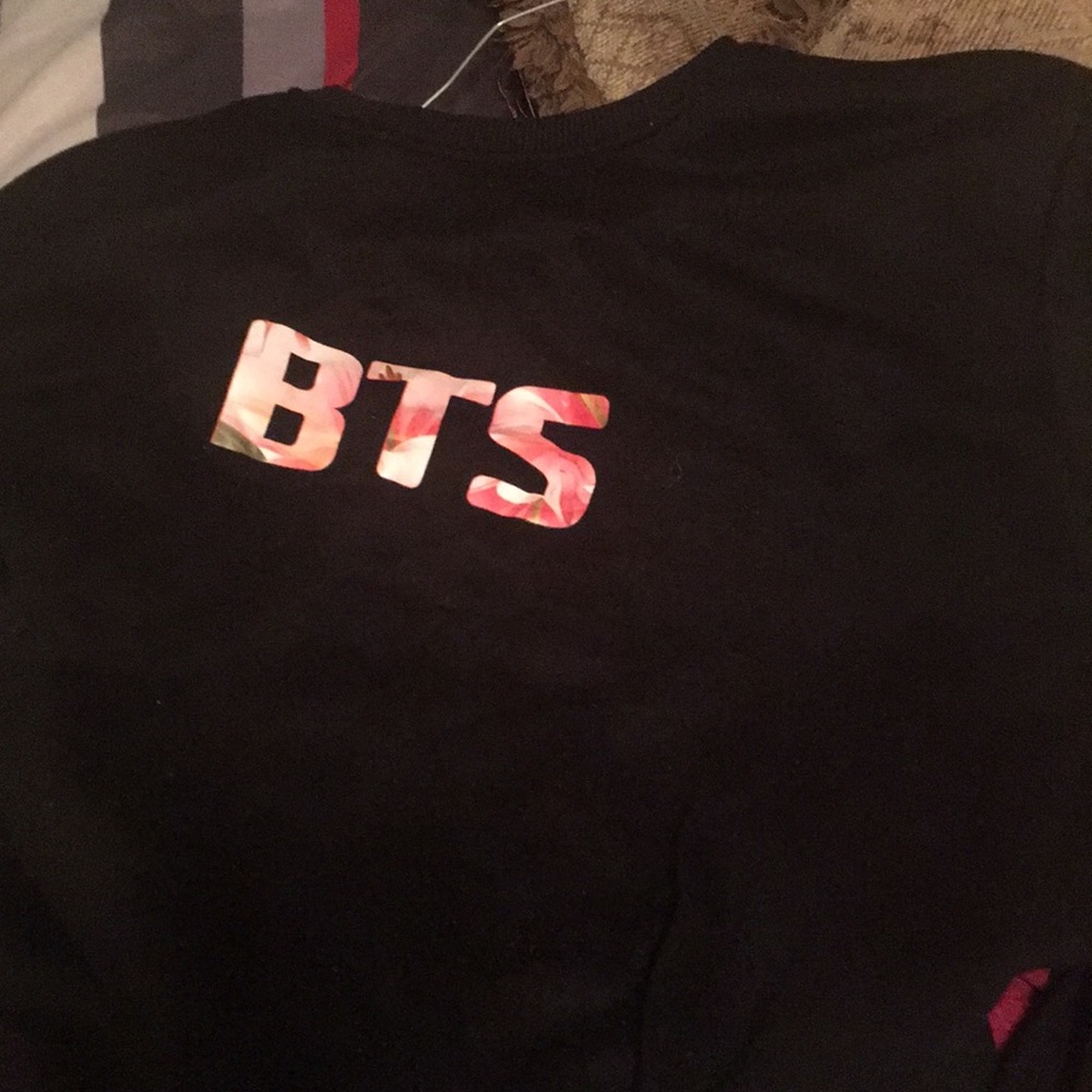 Bts sweater